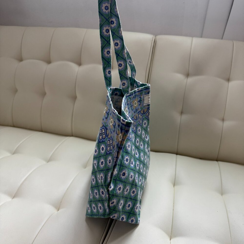 Sézane x Momoní summer '24 limited edition green floral tile print tote bag NWOT - Picture 4 of 6